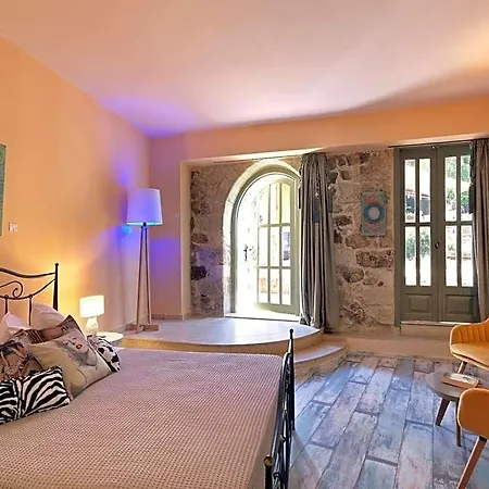 Fileas Art Otel